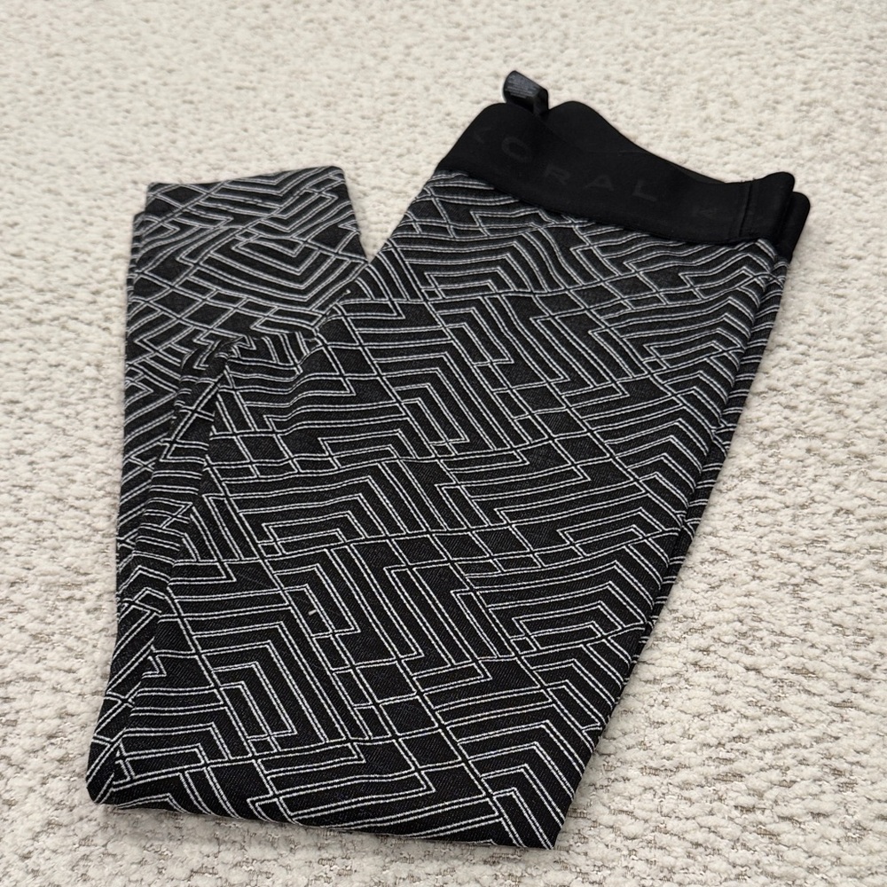 Koral Black and White Geometric Leggings